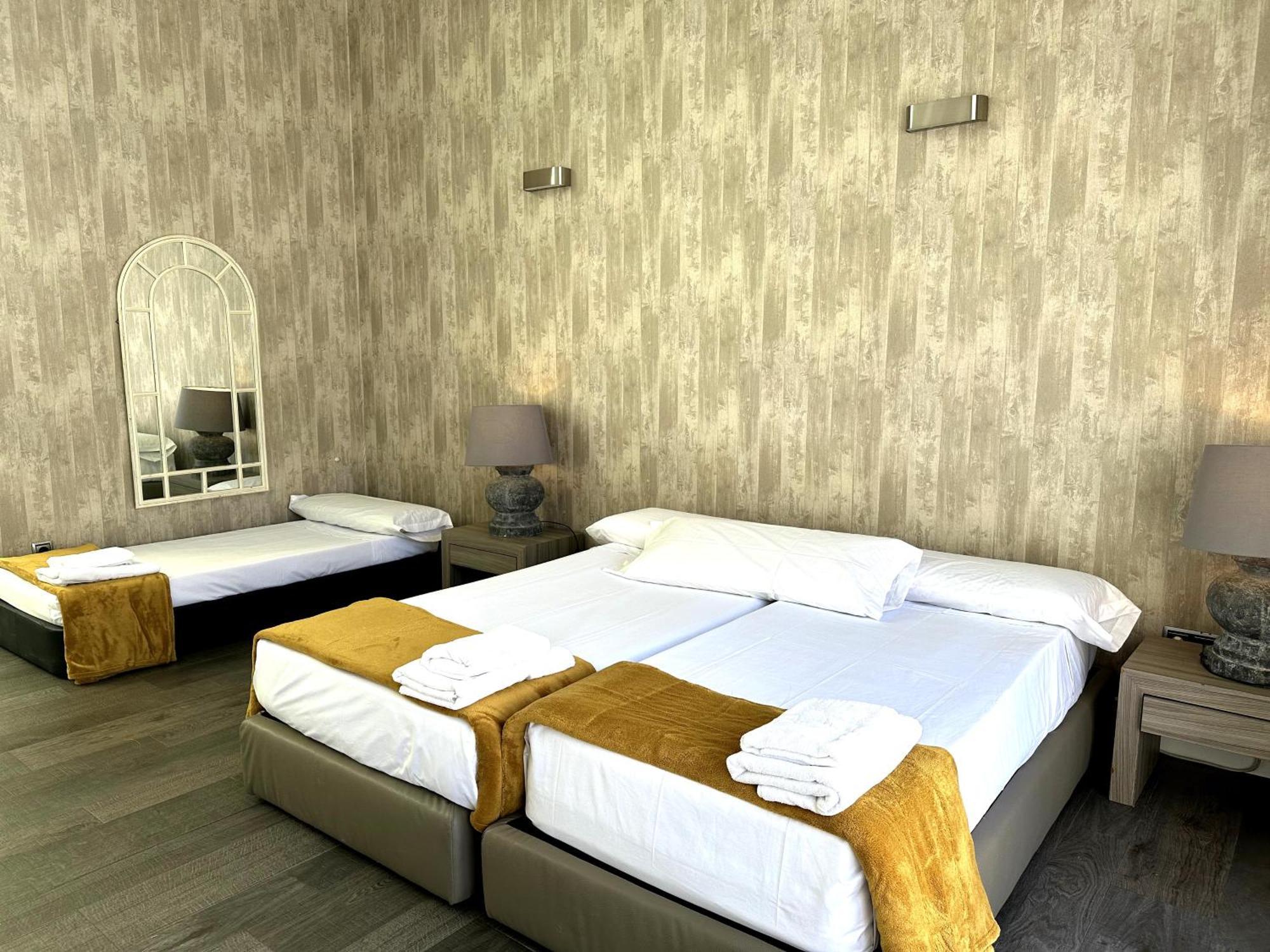 Mercado Central Suites Walencja Zewnętrze zdjęcie