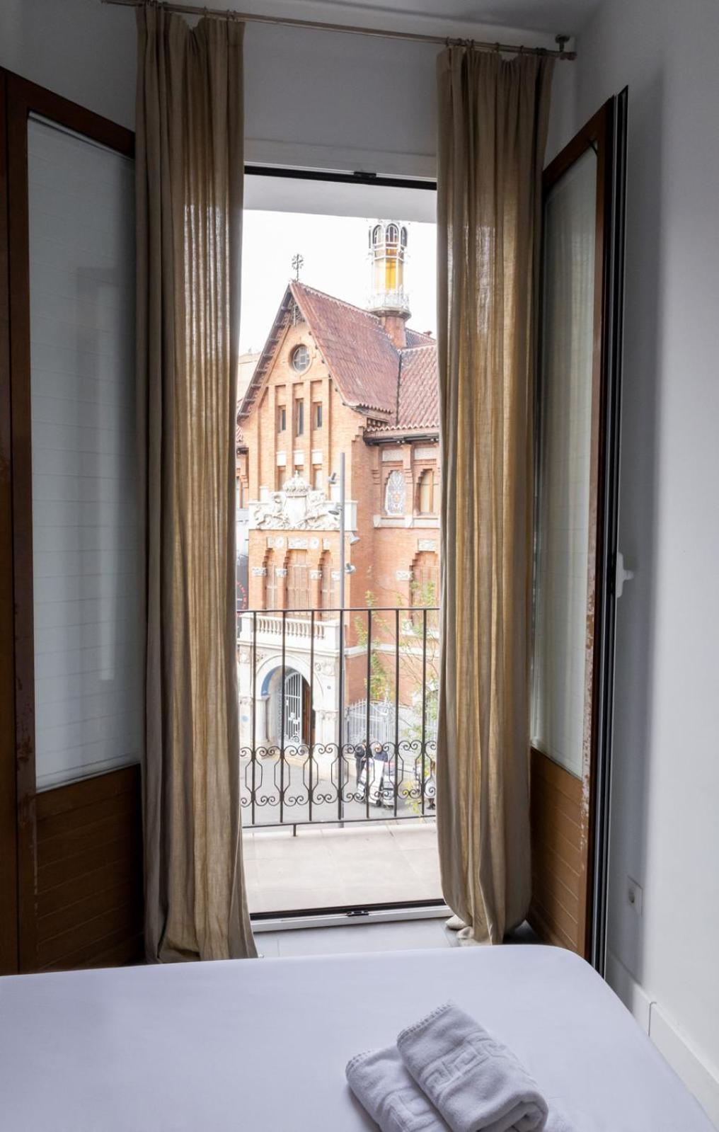 Mercado Central Suites Walencja Zewnętrze zdjęcie