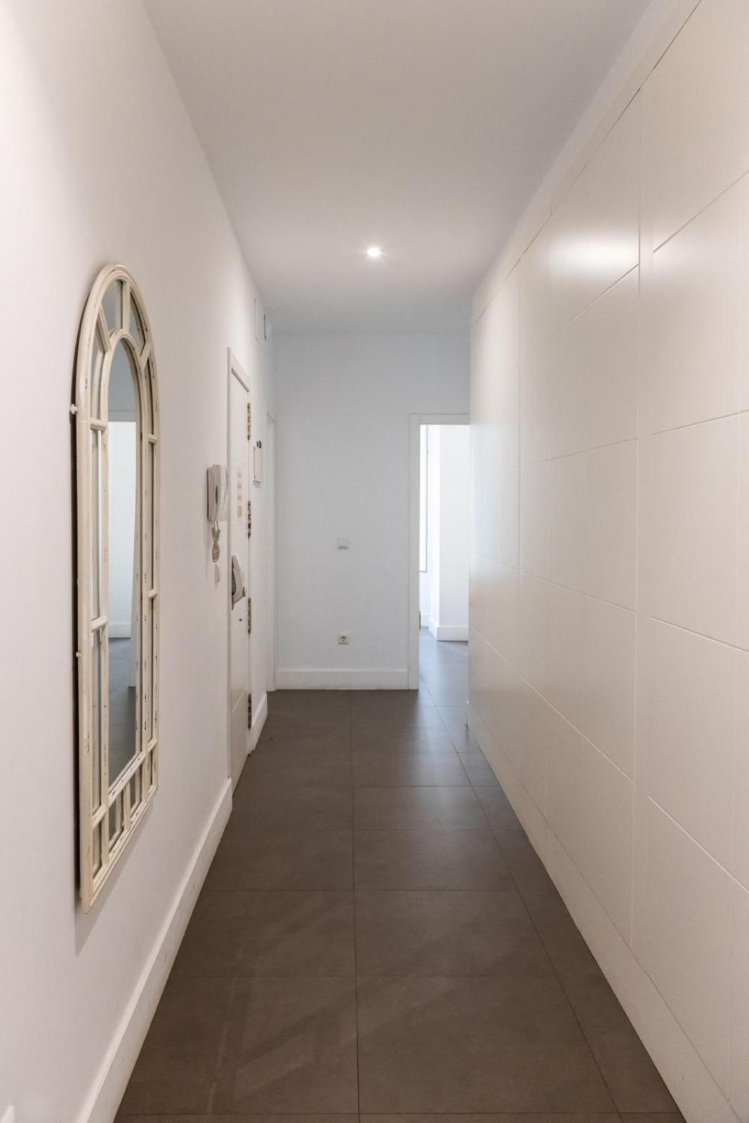Mercado Central Suites Walencja Zewnętrze zdjęcie